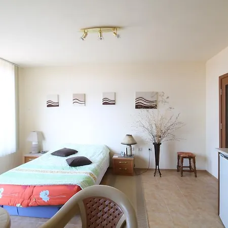 Studio Arendoo In Aurelia * ラヴダ